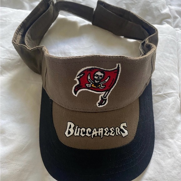 Bucs hat - Picture 1 of 2